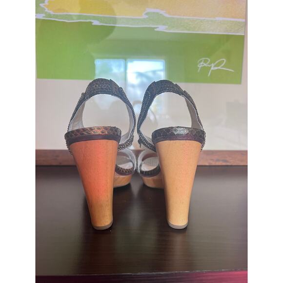 Vintage Frye Bronze Beaded Open Toe Slingback Wood Platform Heeled Sandal Sz 8.5 - Picture 5 of 15